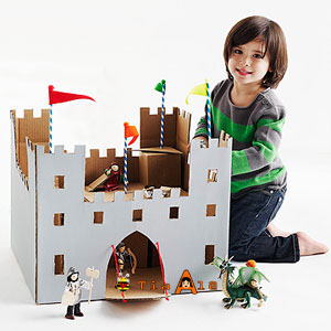 12 ideias brinquedos feitos caixa papelao reciclagem atividade criancas brincar em casa (12)